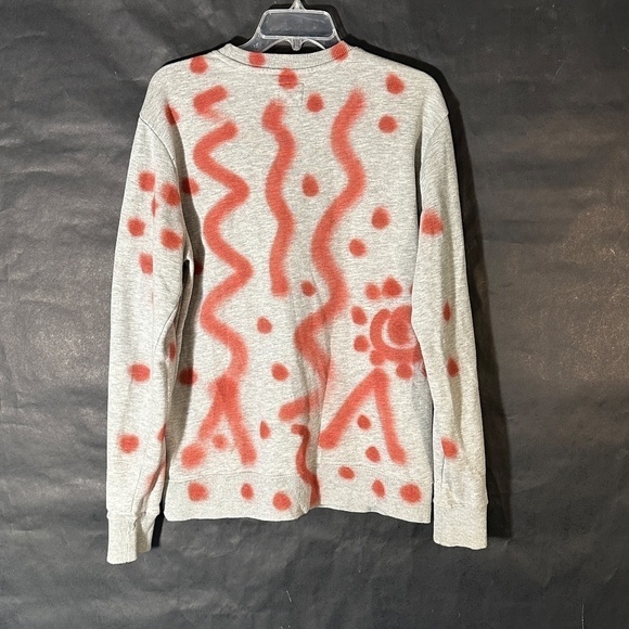 Champion 90s Style Graffiti Sport Athletic Gray Long Sleeve Workout Sweater - Picture 9 of 9